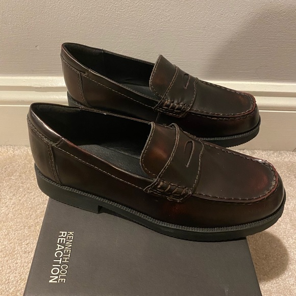 Kids Loafers - Picture 1 of 5